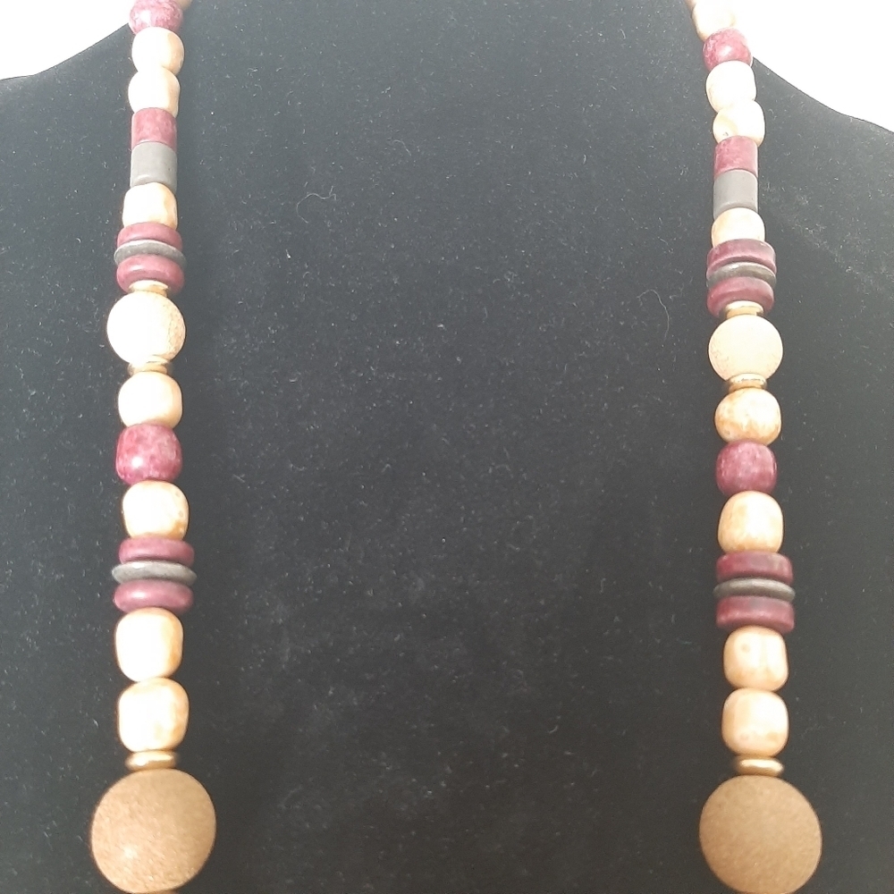 JAPAN BEADED NECKLACE - Picture 15 of 15